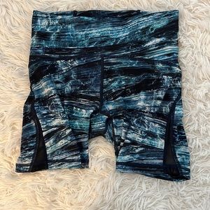 Lululemon spandex high rise shorts